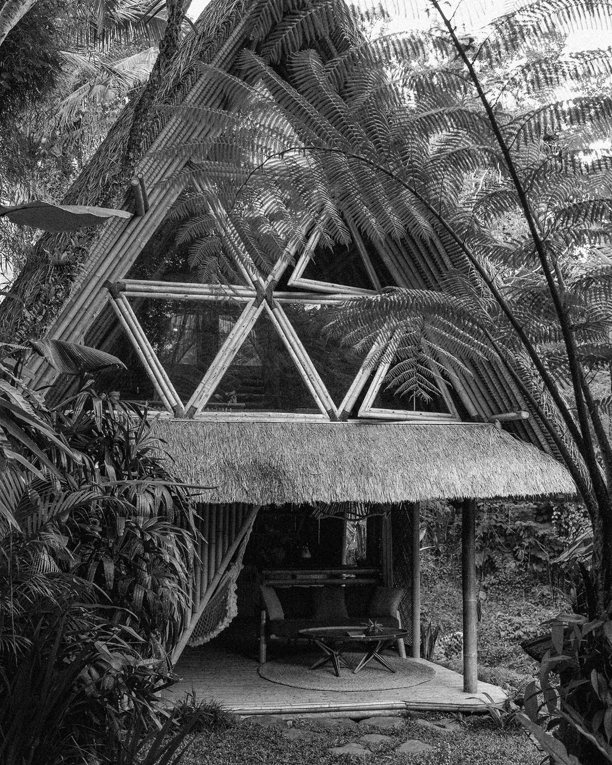 ThePunchCommunity_Featured_Hideout_B&W2