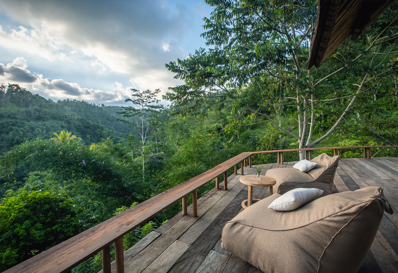 ThePunchCommunity_Buahan_ABanyanTreeEscape_Hero15